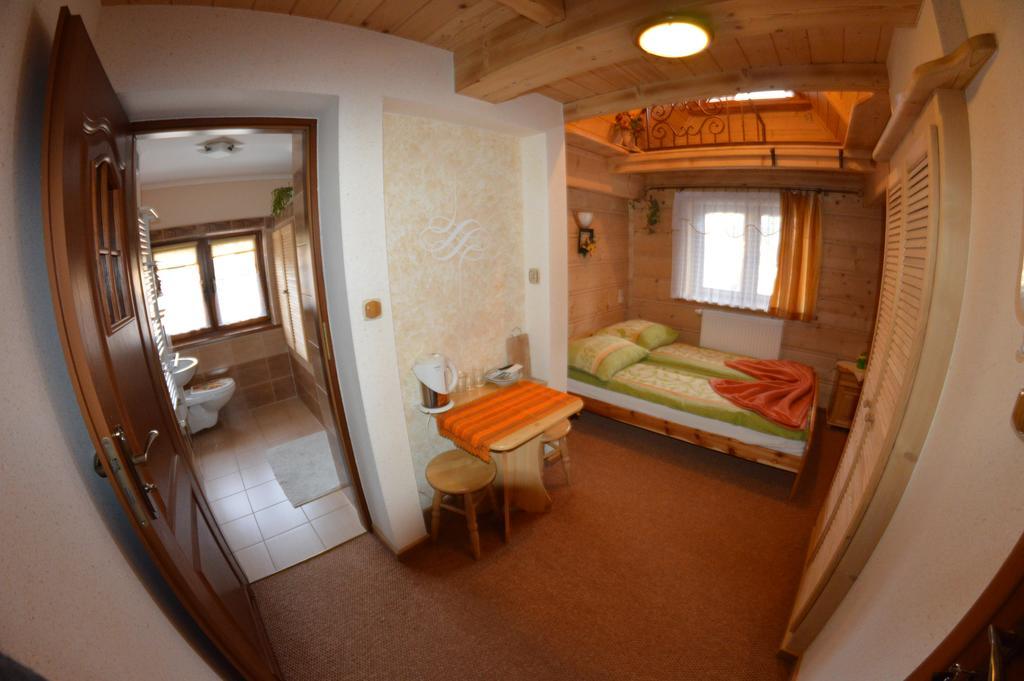 Pokoje U Krzeptowskich コシチェリスコ 部屋 写真